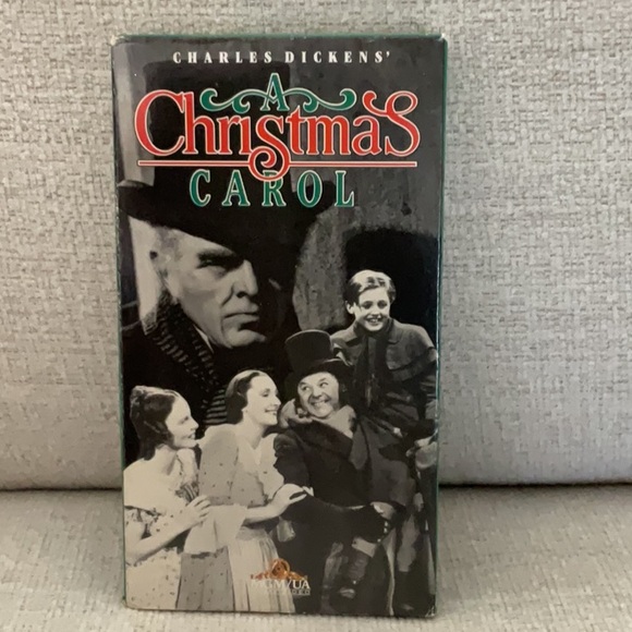 4 Christmas VHS Movies - Picture 4 of 9